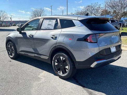 New 2026 Kia Sportage LX FWD image 5