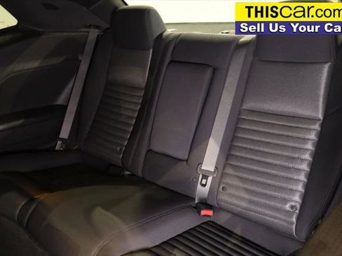 Used 2014 Dodge Challenger R/T image 19