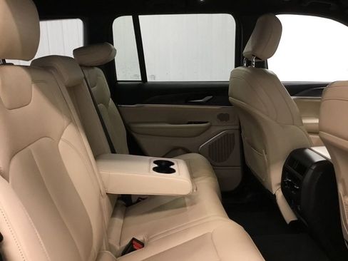 Used 2023 Jeep Grand Cherokee Limited w/ Trailer Tow Prep Group (B) image 20