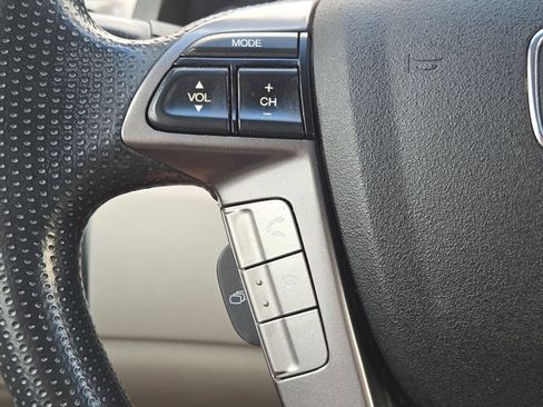 Used 2016 Honda Odyssey SE image 30