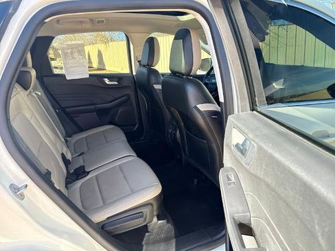 Certified 2022 Ford Escape Titanium w/ Class II Trailer Tow Package image 24