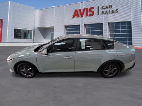 Used 2025 Kia K4 FWD image 10