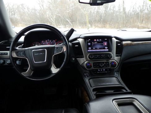 Used 2015 GMC Yukon Denali AWD/4WD image 20