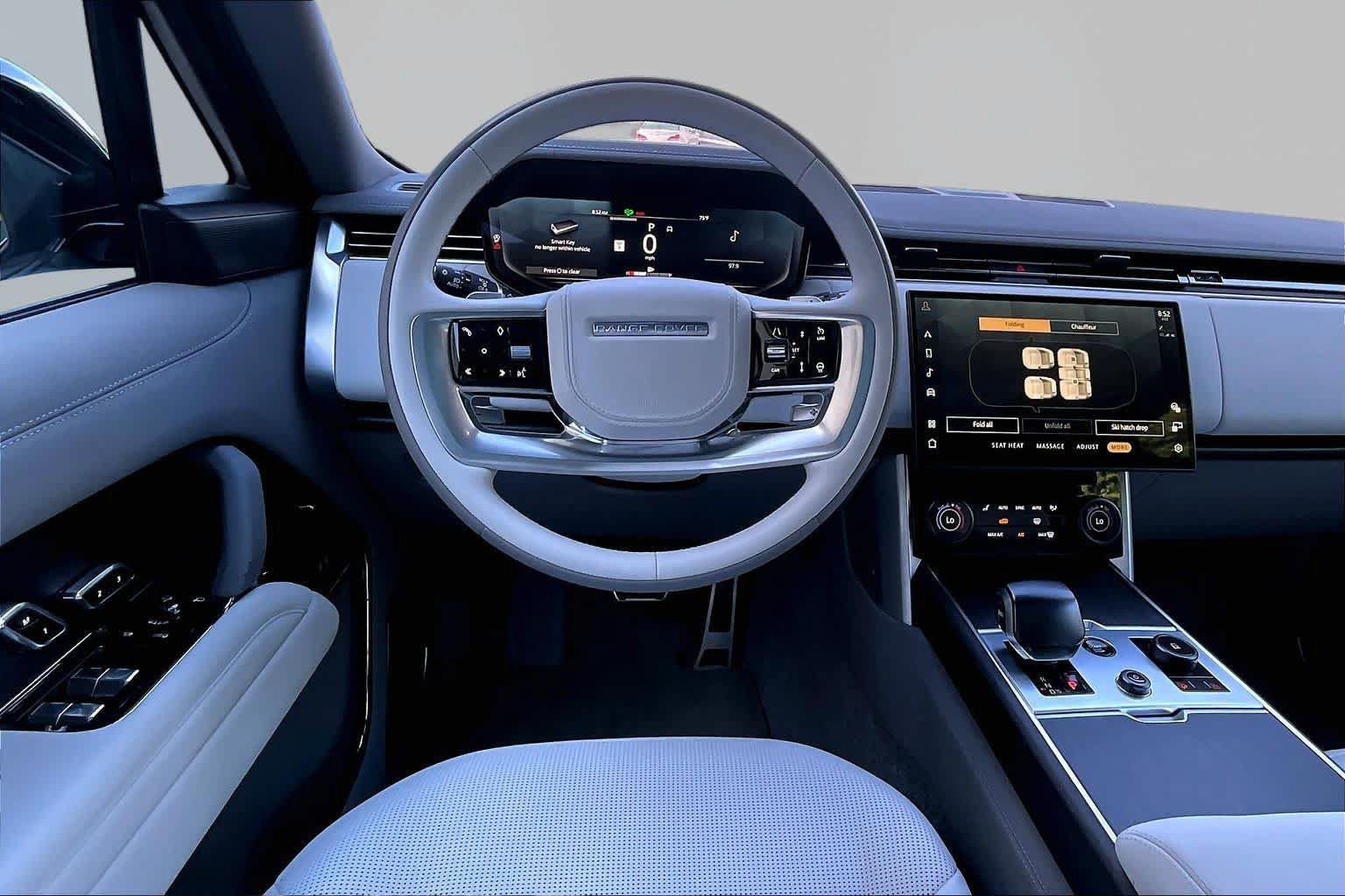 Used 2023 Land Rover Range Rover SV AWD/4WD image 6