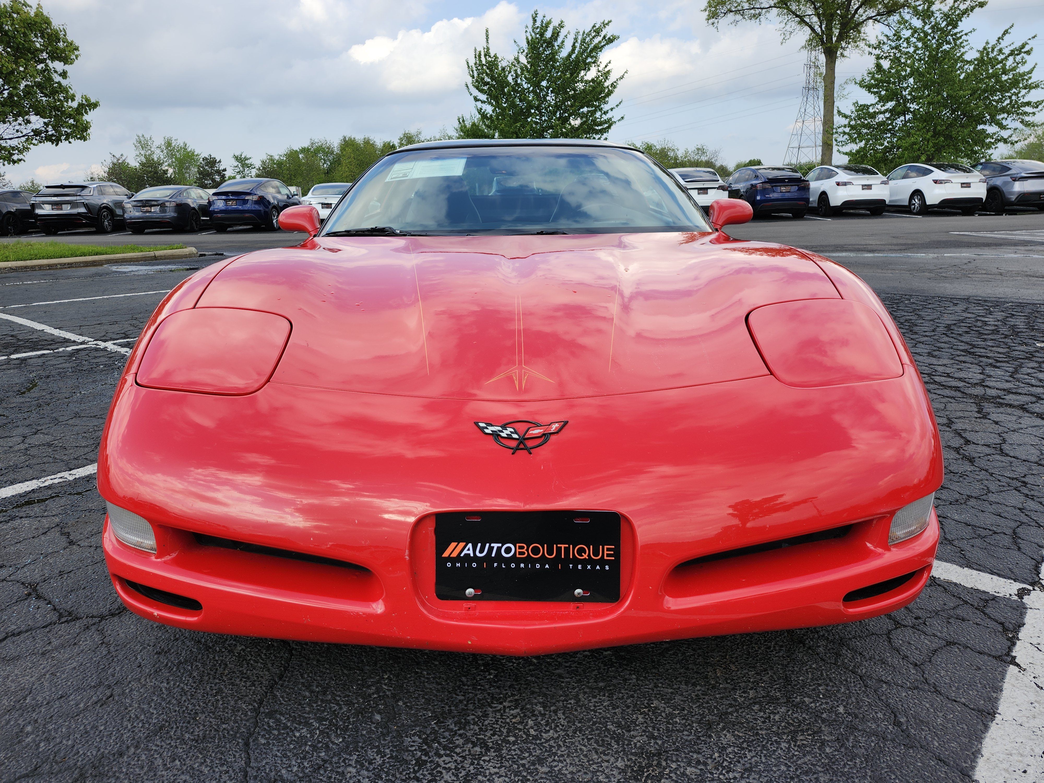Used 2000 Chevrolet Corvette Coupe w/ Performance Handling Pkg RWD image 11