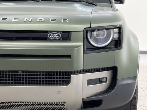 New 2026 Land Rover Defender 110 S AWD/4WD image 12