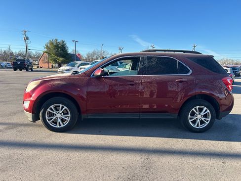 Used 2017 Chevrolet Equinox LT w/ Convenience Package image 3