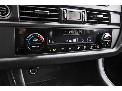 Used 2023 Nissan Pathfinder S FWD image 26