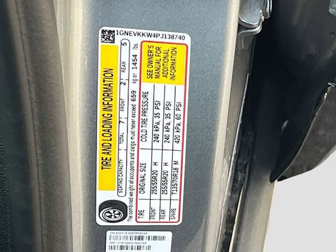 Used 2023 Chevrolet Traverse Premier w/ Redline Edition AWD/4WD image 35