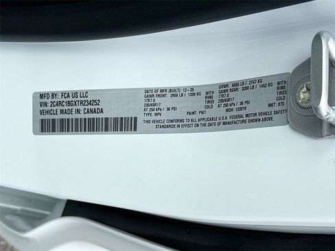 New 2026 Chrysler Pacifica Select image 36