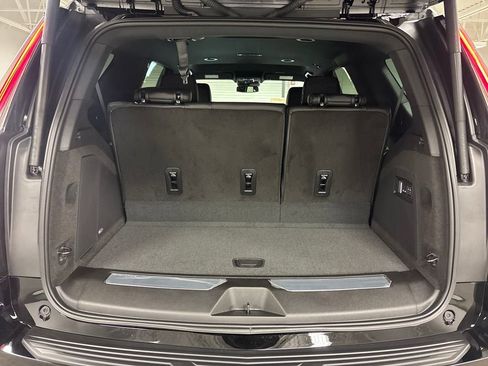 New 2025 Cadillac Escalade Luxury image 20