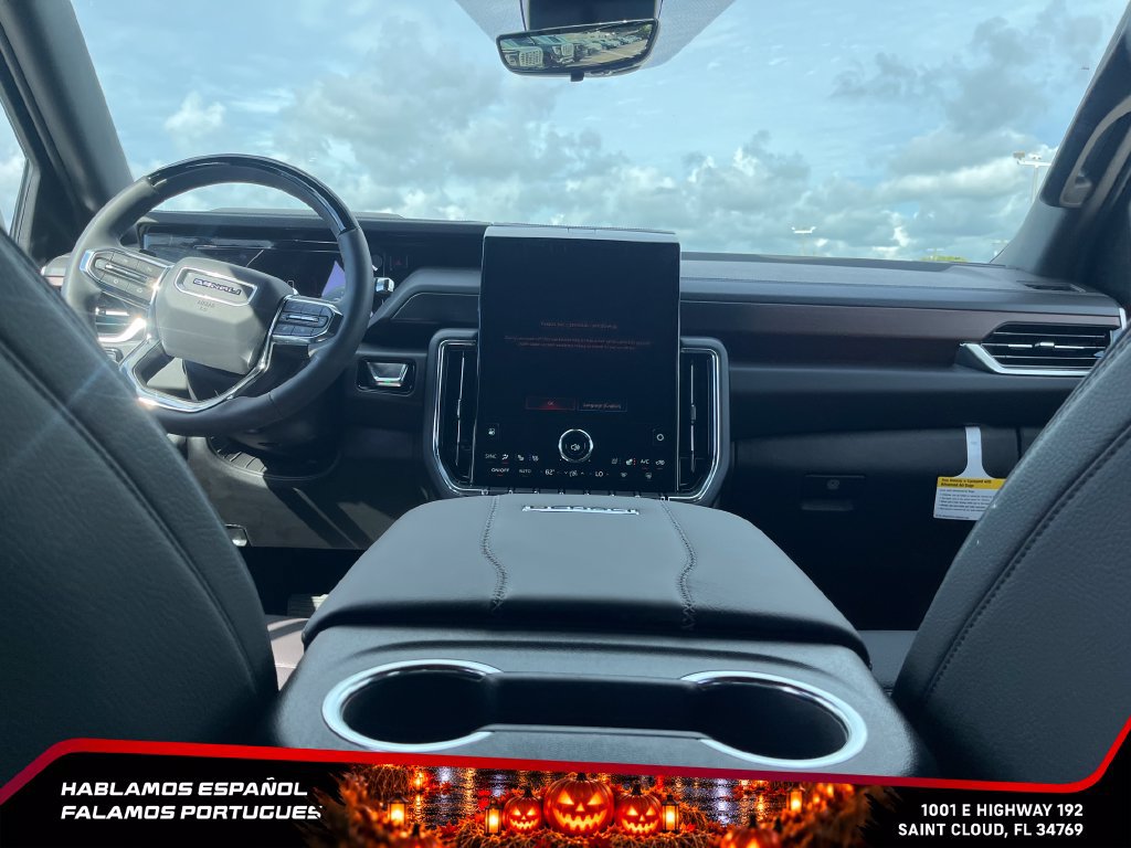 New 2026 GMC Yukon Denali w/ Denali Reserve Package AWD/4WD image 16