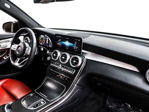Used 2022 Mercedes-Benz GLC 300 image 16