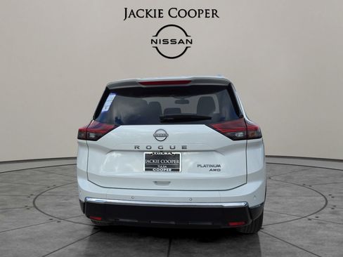 New 2026 Nissan Rogue Platinum w/ Tech Package image 4
