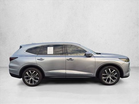 Used 2022 Acura MDX w/ Technology Package FWD image 4