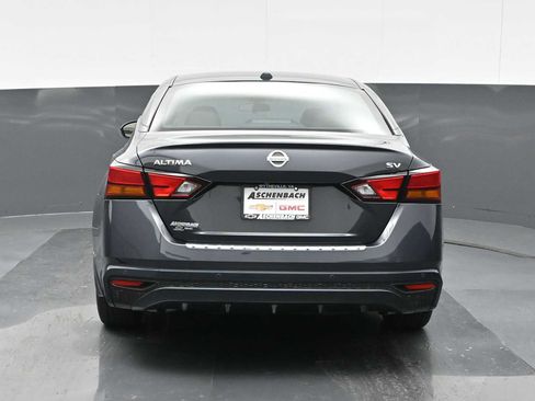 Used 2022 Nissan Altima 2.5 SV image 8