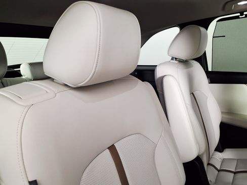 Used 2024 MAZDA CX-90 3.3 Turbo w/ Premium Plus Pkg image 12