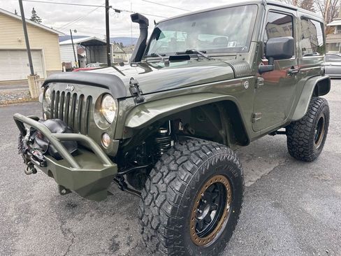 Used 2015 Jeep Wrangler Sport w/ Quick Order Package 24S AWD/4WD image 10