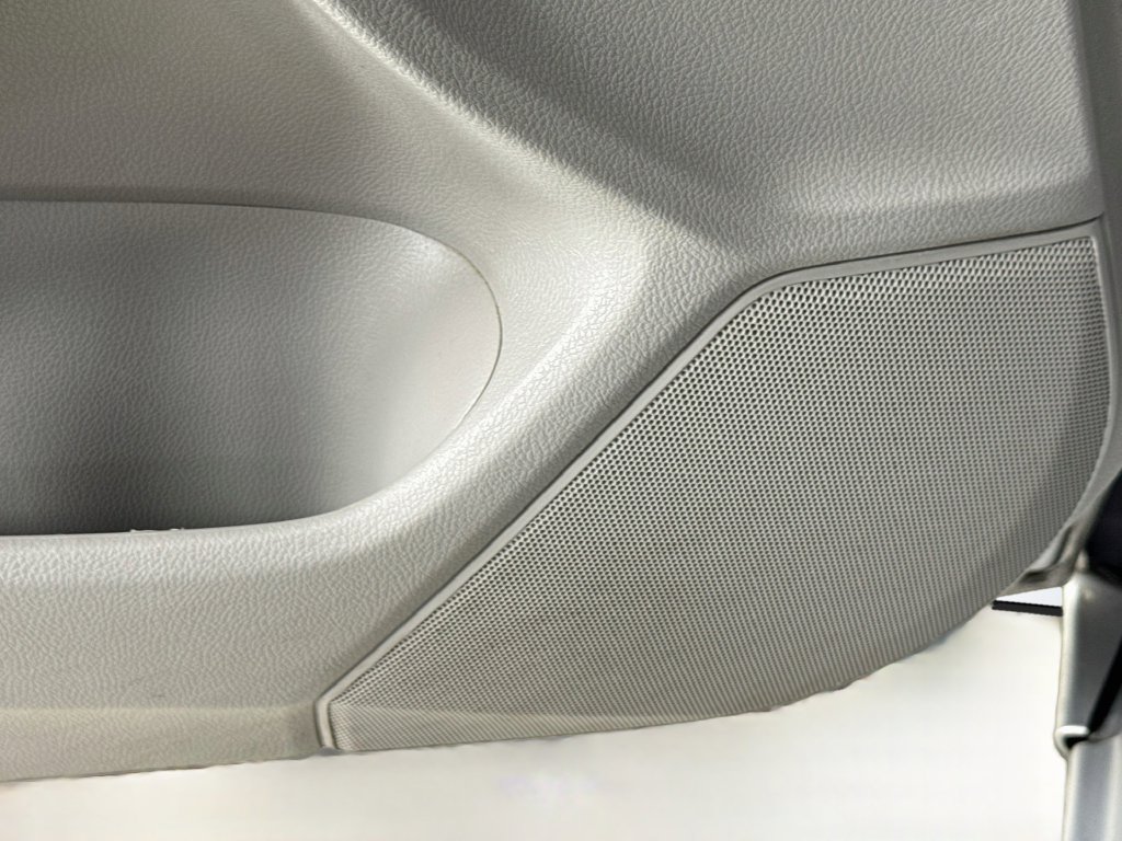 Used 2012 Honda Accord EX image 19