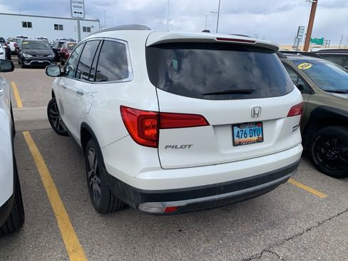Used 2016 Honda Pilot Touring image 7