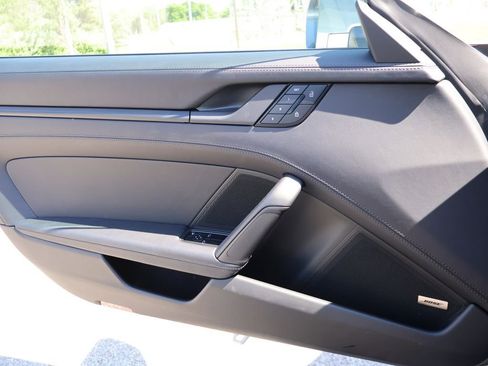 Certified 2025 Porsche 911 Carrera T RWD image 40