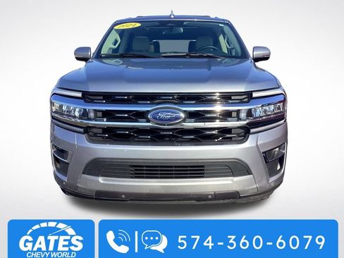 Used 2024 Ford Expedition Limited image 2