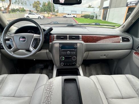 Used 2014 GMC Yukon SLT image 8