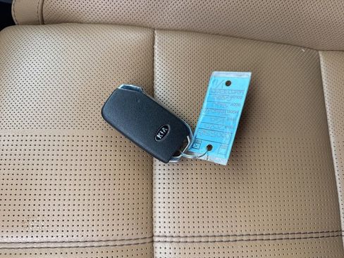 Used 2020 Kia Telluride SX image 41