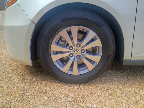 Used 2017 Honda Odyssey EX-L image 16