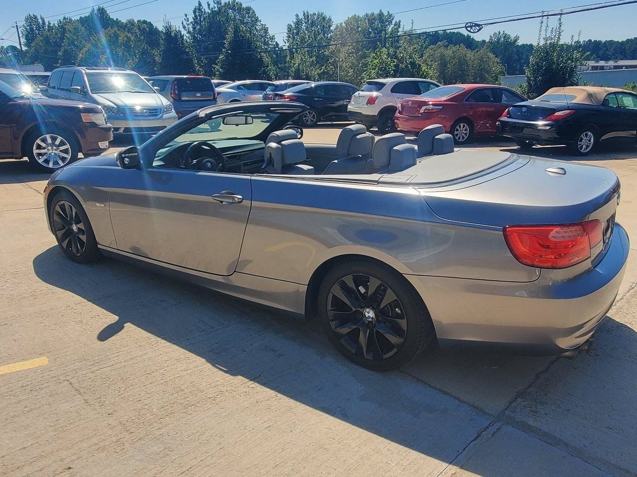 Used 2011 BMW 328i Convertible RWD image 10