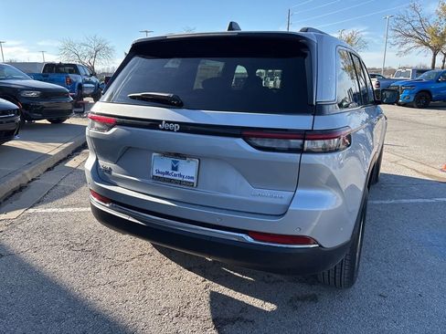 New 2026 Jeep Grand Cherokee Laredo X AWD/4WD image 29