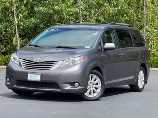Used 2015 Toyota Sienna XLE w/ XLE Navigation Package AWD/4WD video 1