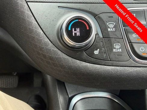 Used 2024 Chevrolet Malibu LT FWD image 29