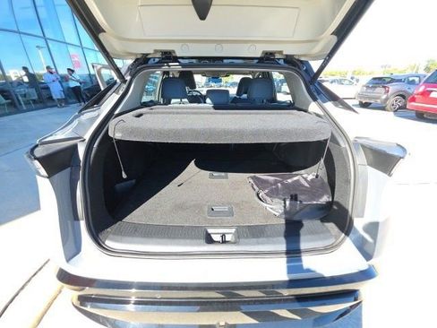 Used 2023 Nissan Ariya image 28