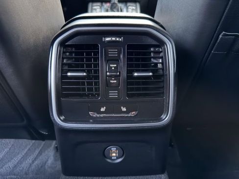 Used 2017 Porsche Macan AWD/4WD image 20