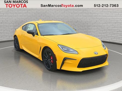 New 2026 Toyota GR86 YUZU Limited image 3