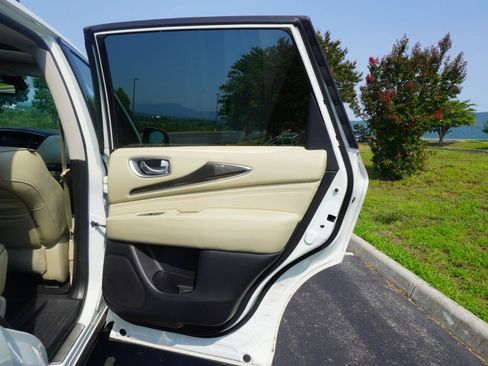 Used 2017 INFINITI QX60 Luxe w/ Premium Plus Package AWD/4WD image 15