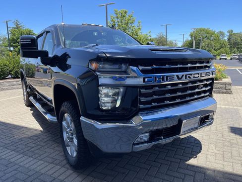 Used 2022 Chevrolet Silverado 2500 LTZ w/ Snow Plow Prep/Camper Package AWD/4WD image 7