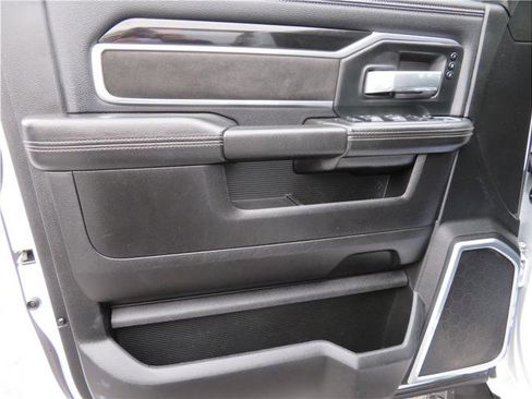Used 2020 RAM 2500 Laramie w/ Night Edition image 13