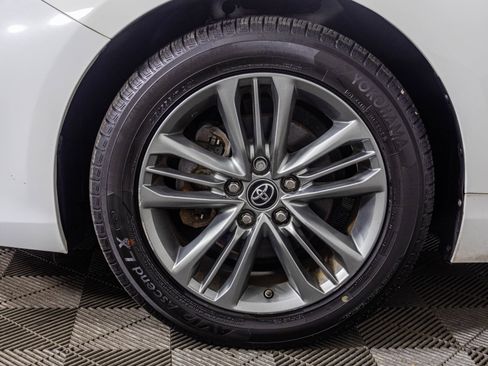 Used 2017 Toyota Camry SE image 43