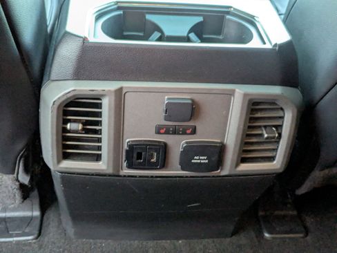 Used 2018 Ford F150 Raptor w/ Equipment Group 802A Luxury image 30