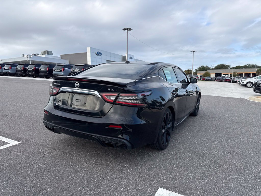 Used 2020 Nissan Maxima SR w/ Sport Mat Group FWD image 2