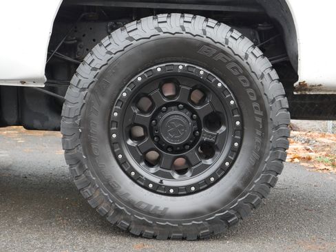 Used 2015 Ford F350 Lariat w/ Lariat Ultimate Package image 17