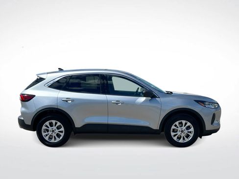Used 2024 Ford Escape Active AWD/4WD image 9