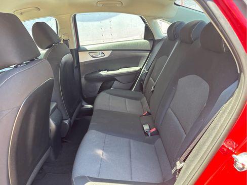 Used 2023 Kia Forte LXS FWD image 31