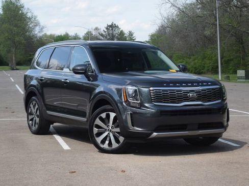 Used 2020 Kia Telluride S FWD image 1