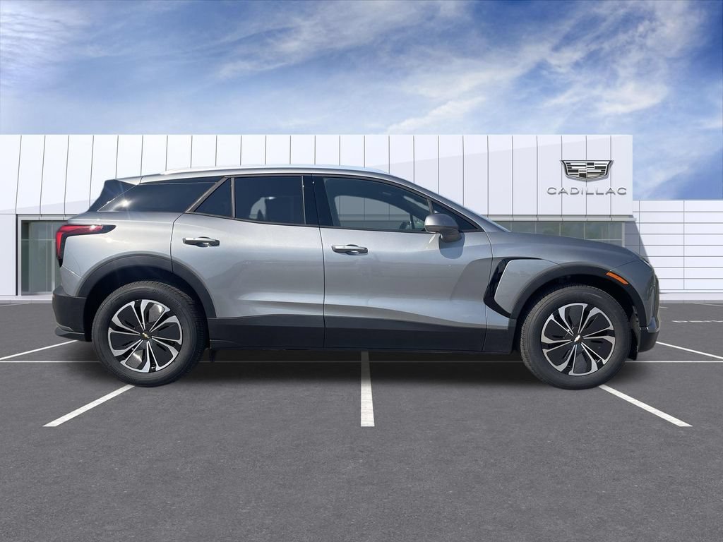 Used 2024 Chevrolet Blazer EV LT AWD/4WD image 9