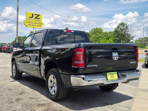 Used 2021 RAM 1500 Big Horn AWD/4WD image 4