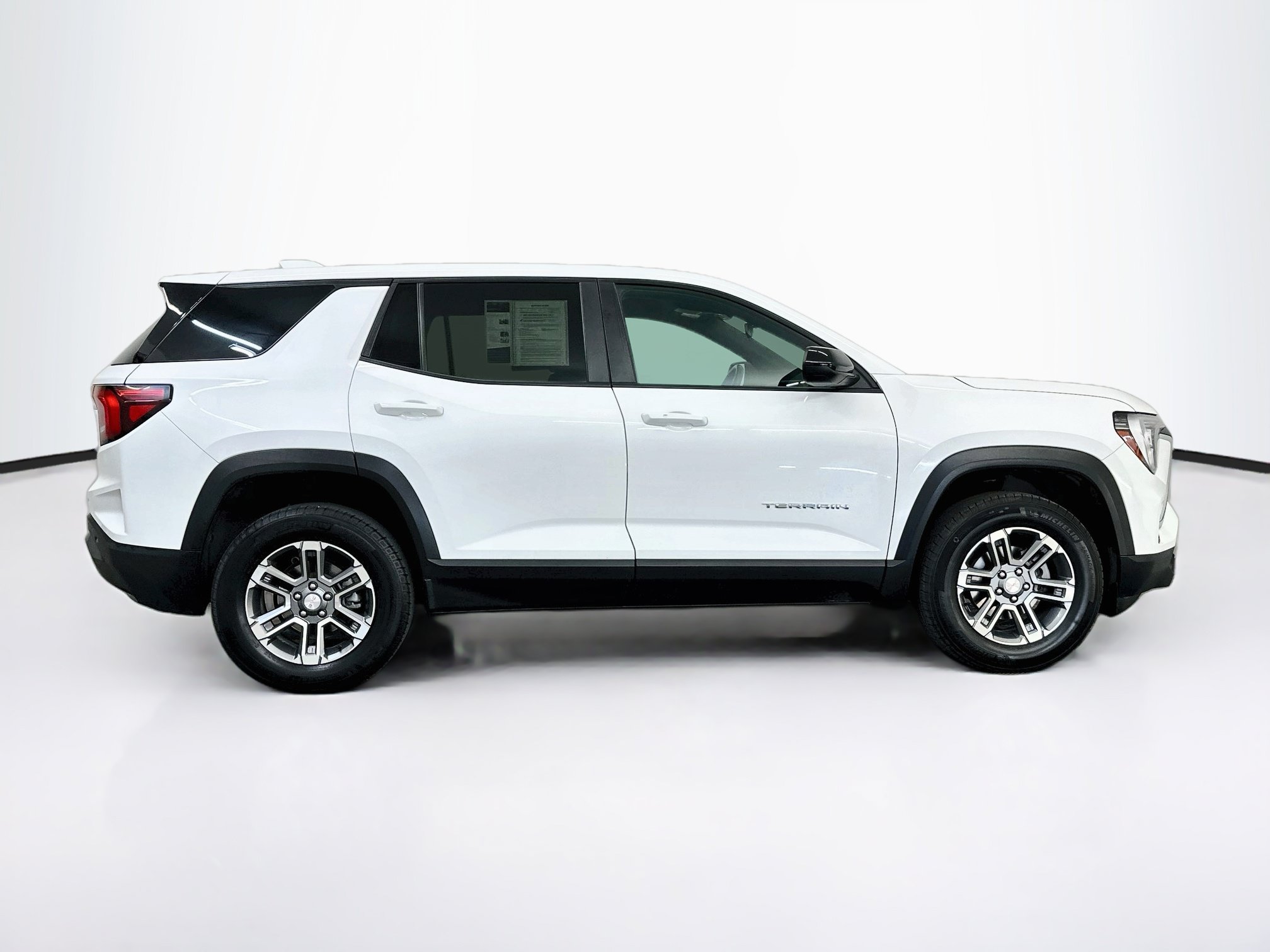 Used 2025 GMC Terrain Elevation AWD/4WD image 10