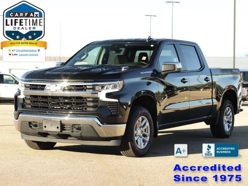 Used 2025 Chevrolet Silverado 1500 LT AWD/4WD image 3